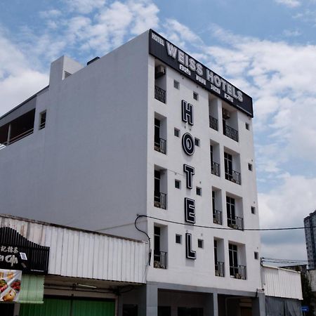 Weiss Hotels Kepong Baru Kampong Jawa Tengah Exterior foto