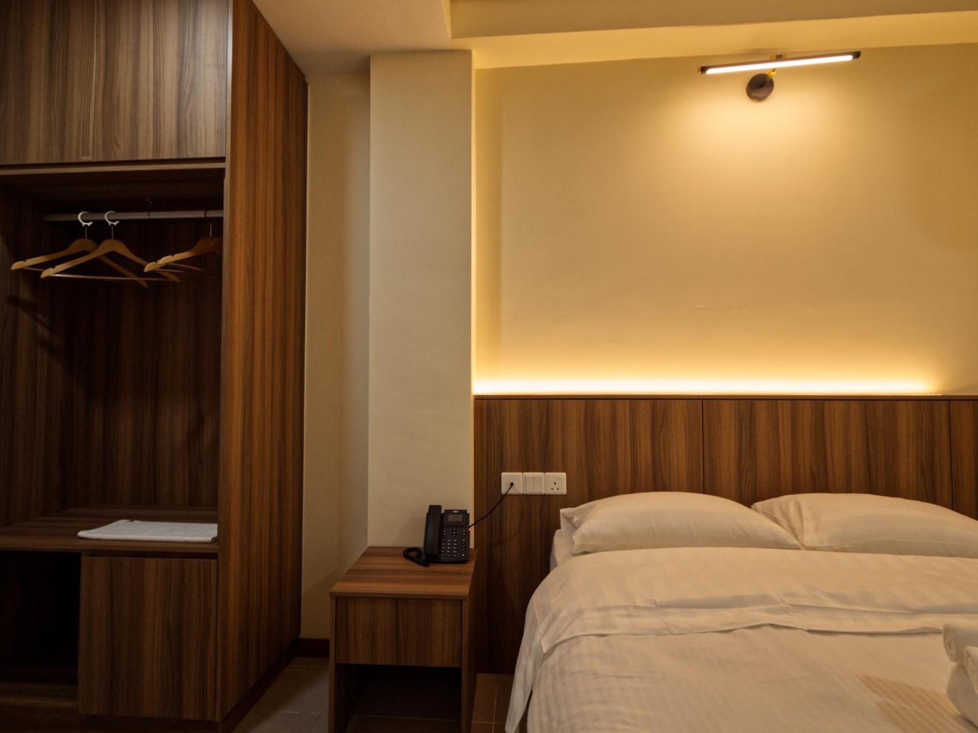 Weiss Hotels Kepong Baru Kampong Jawa Tengah Zimmer foto